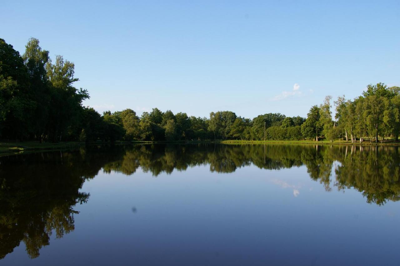 Camping Municipal De La Lande Nexon Экстерьер фото